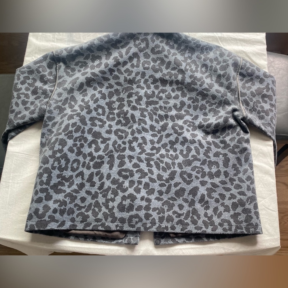 Mystree Grey Leopard Print Jacket L - image 5
